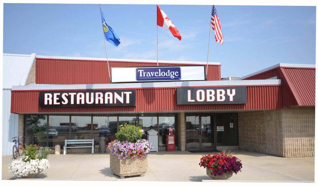 Travelodge Hanna Canada Grey المظهر الخارجي الصورة